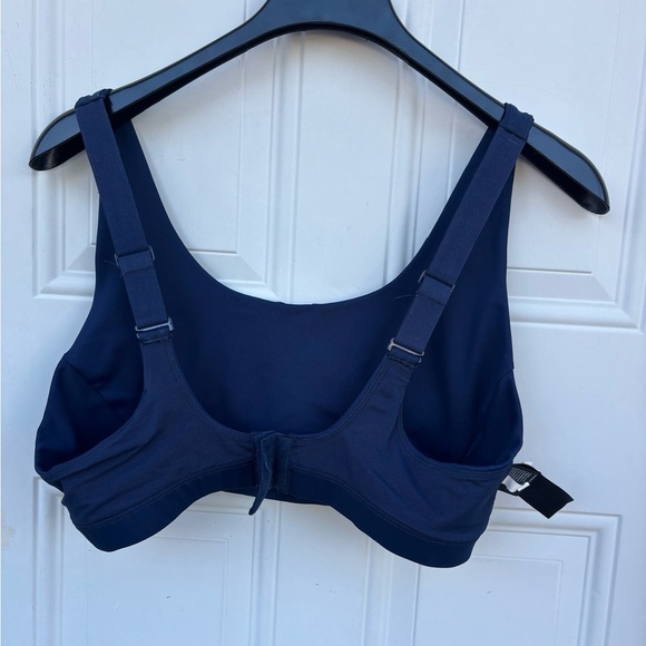 LOLE - Picture 5 of 9